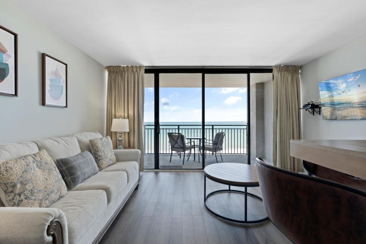 Lively Views From The Balcony At Ocean Forest Plaza マートルビーチ エクステリア 写真